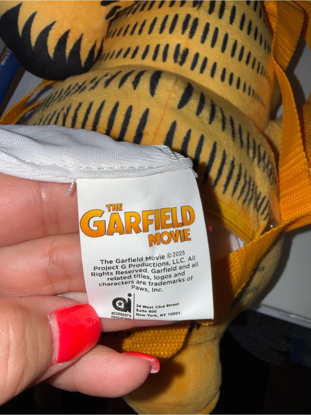 Garfield Orange Plush kids Backpack Buddy with straps and pocket - Picture 3 of 3